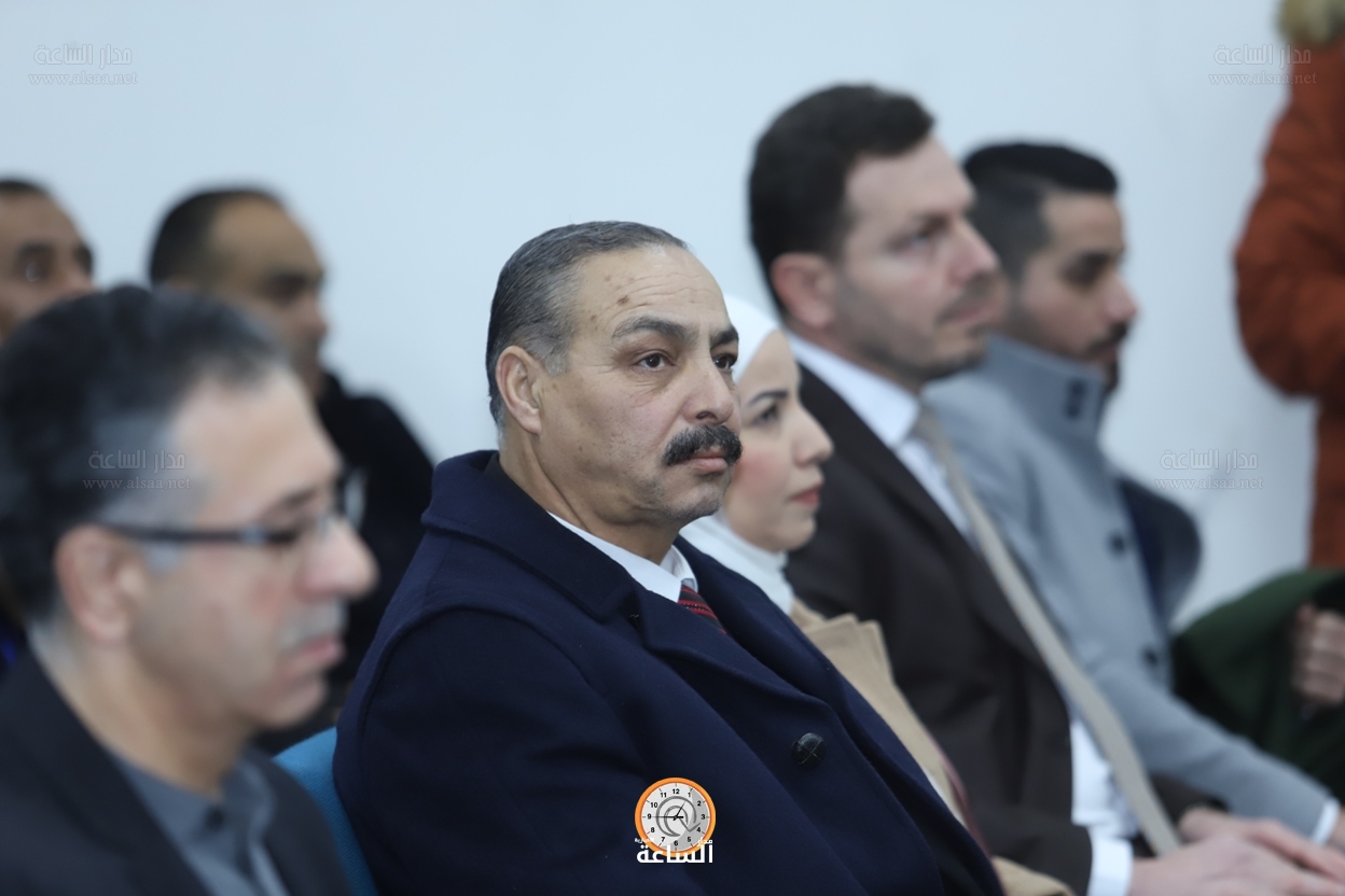 Madar Al-Saa Images 0.6059647849603467