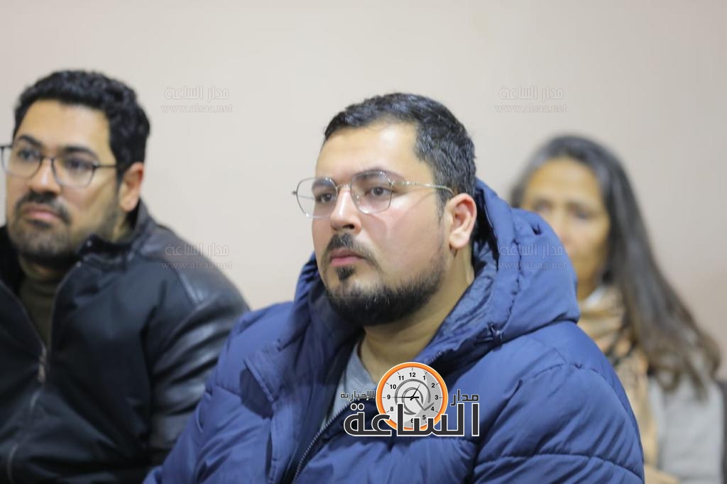 Madar Al-Saa Images 0.3246261041026478