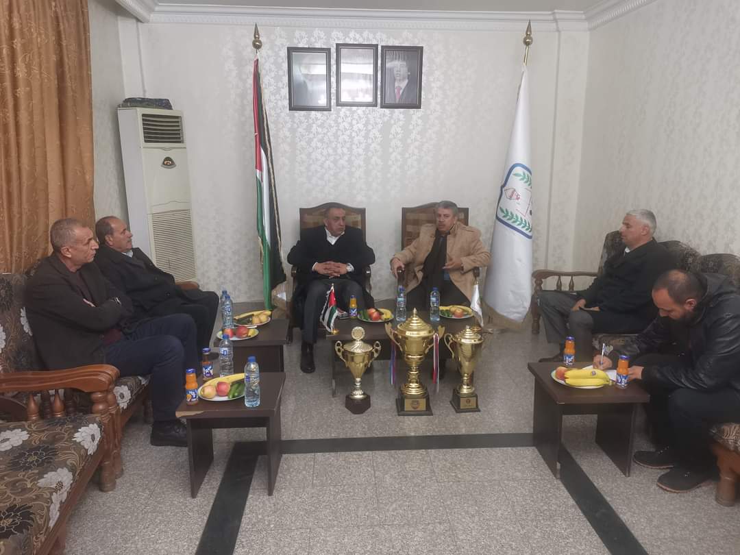 Madar Al-Saa Images 0.3070712775279949