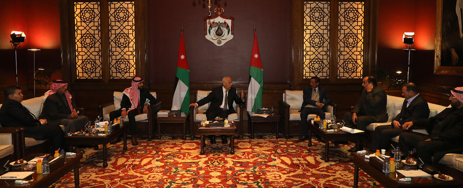 Madar Al-Saa Images 0.48312589206519463