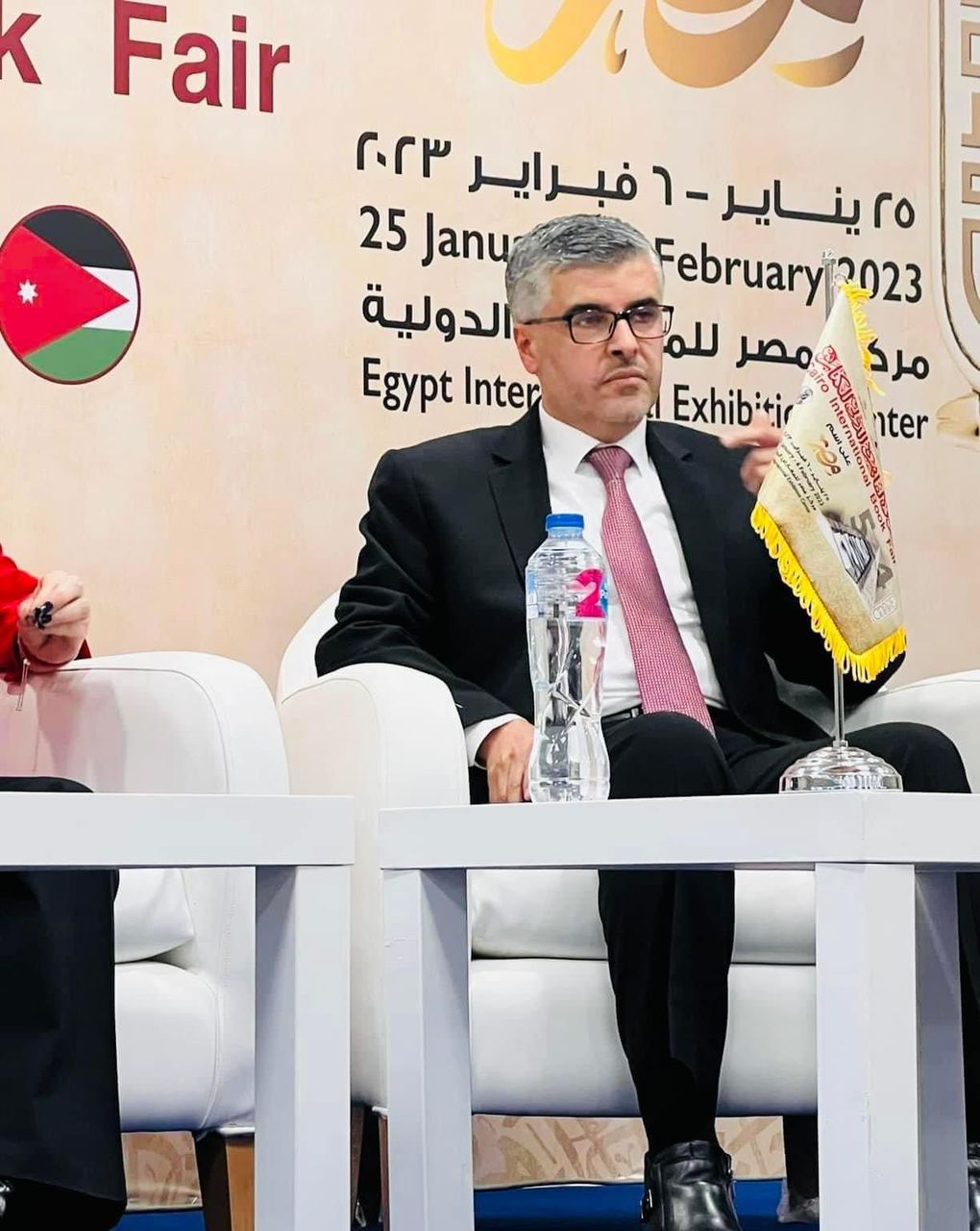 Madar Al-Saa Images 0.4247014371854152