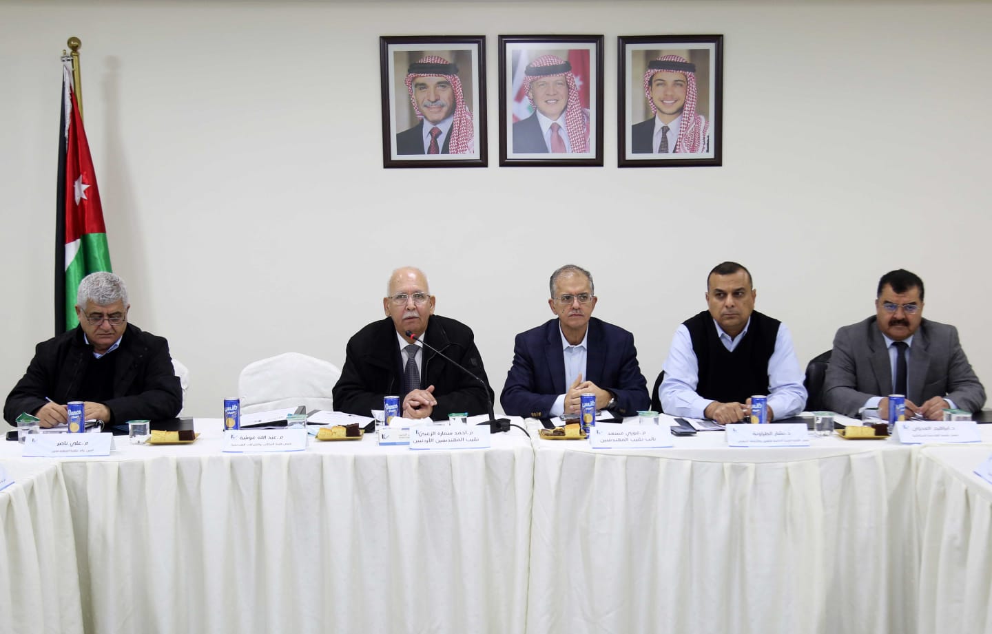 Madar Al-Saa Images 0.05924653606291996