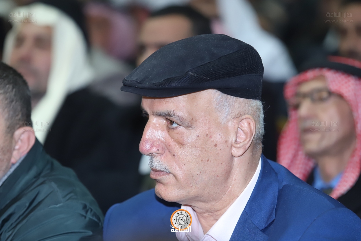 Madar Al-Saa Images 0.413538899584184