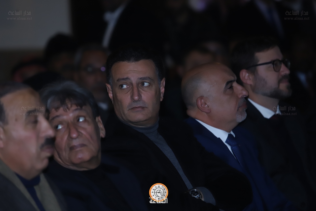 Madar Al-Saa Images 0.1035687832064287