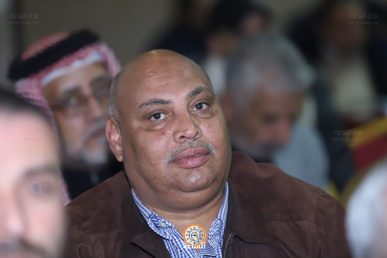 Madar Al-Saa Images 0.4440188249814352