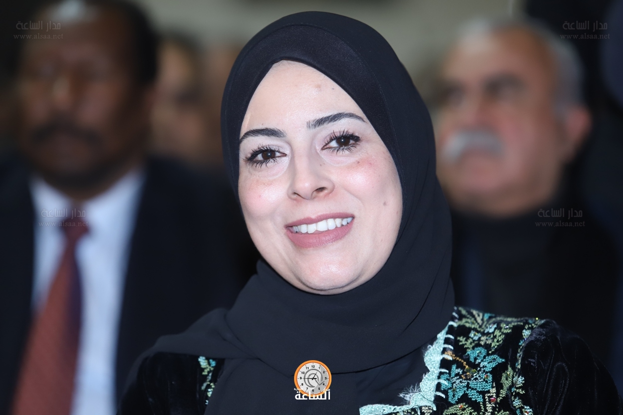 Madar Al-Saa Images 0.8698279416761896