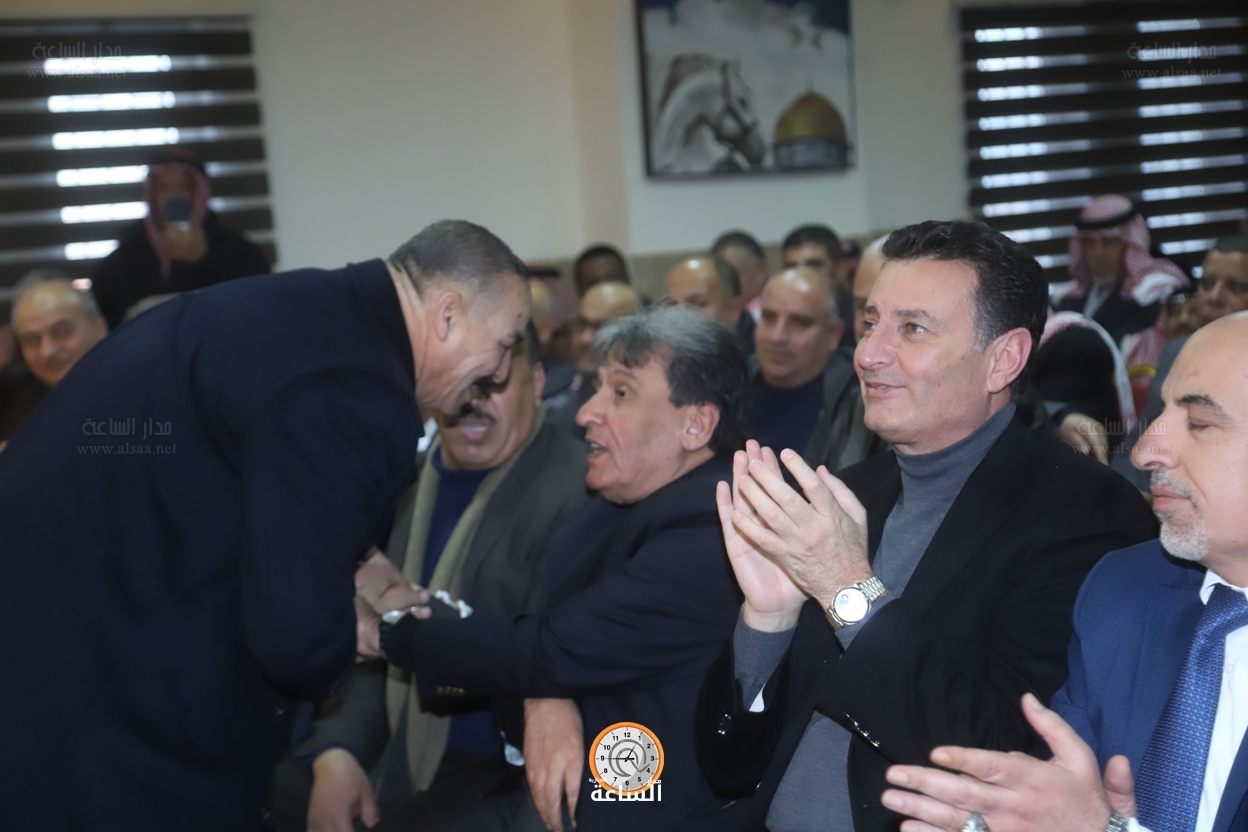 Madar Al-Saa Images 0.2314832309307966