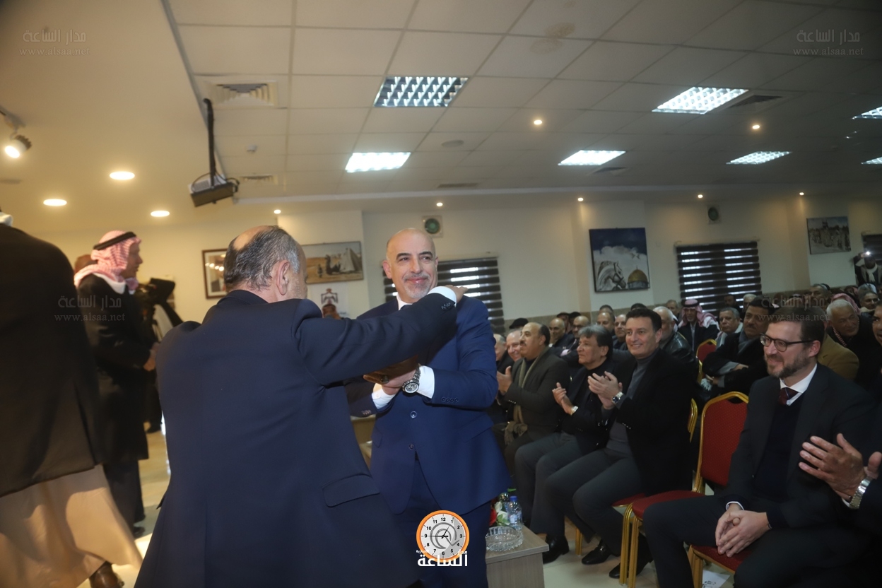 Madar Al-Saa Images 0.5299544291739344