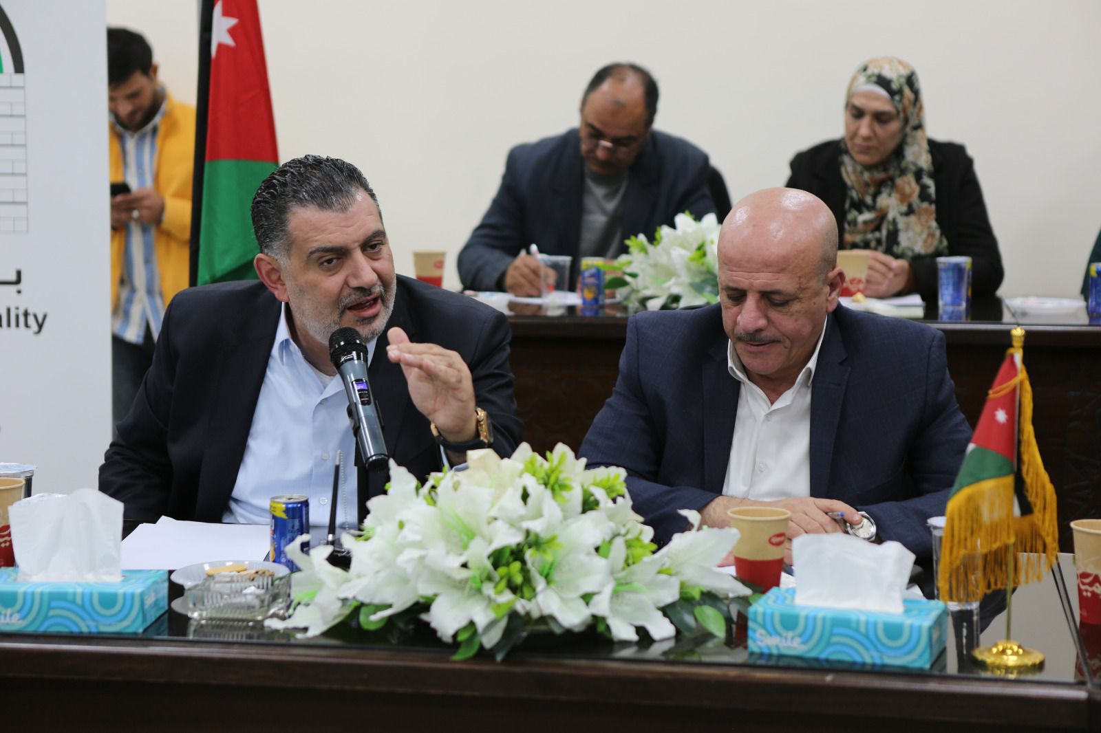 Madar Al-Saa Images 0.7762425682917153