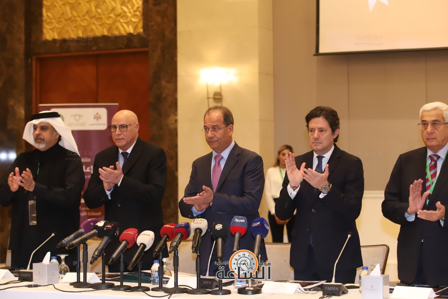 Madar Al-Saa Images 0.8410371694297549