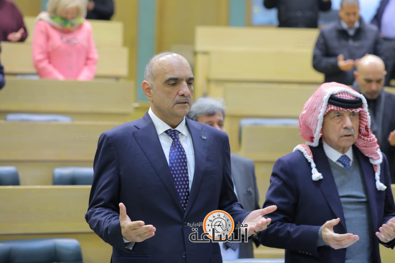 Madar Al-Saa Images 0.9892822980091868