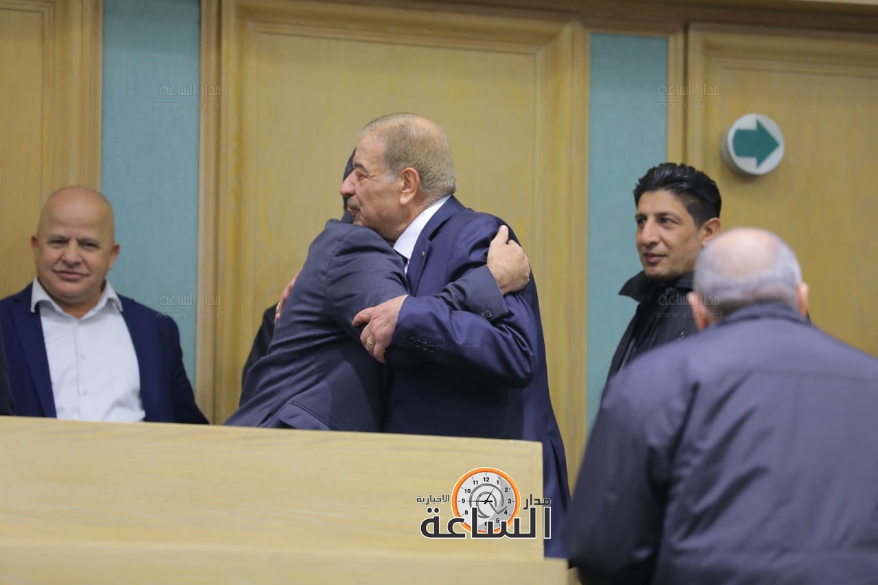 Madar Al-Saa Images 0.2637593573049962