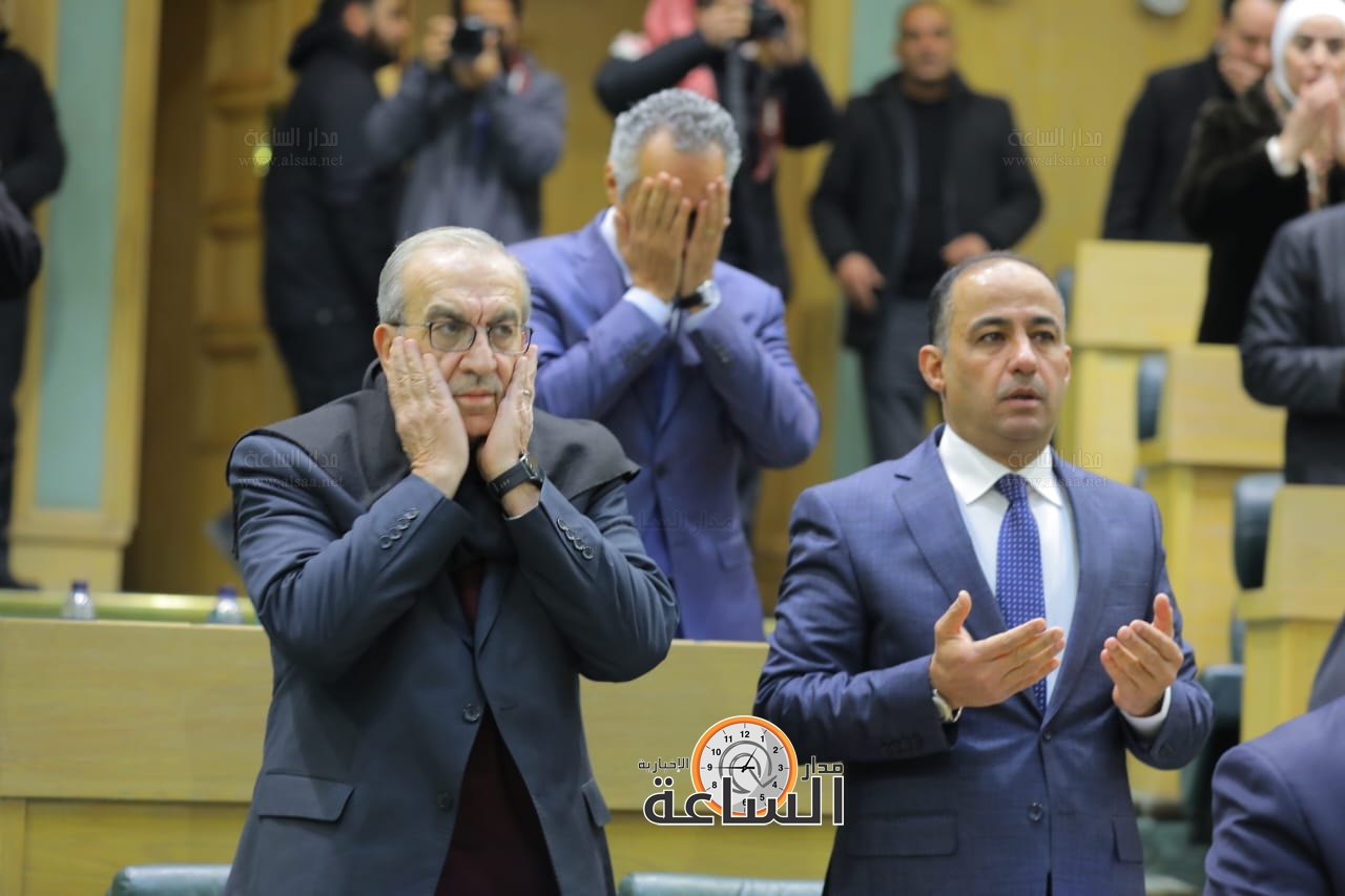 Madar Al-Saa Images 0.168855868261801