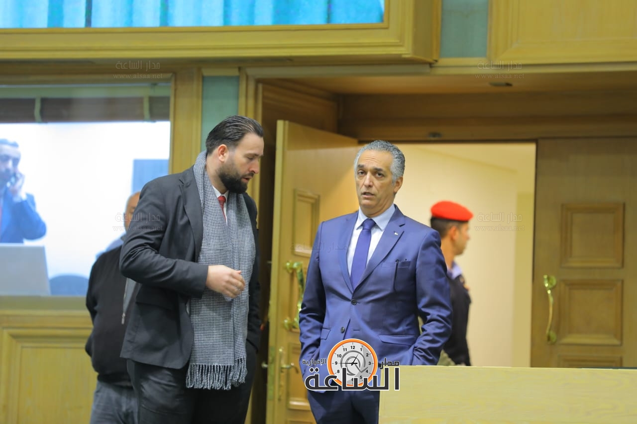 Madar Al-Saa Images 0.16470209856376972