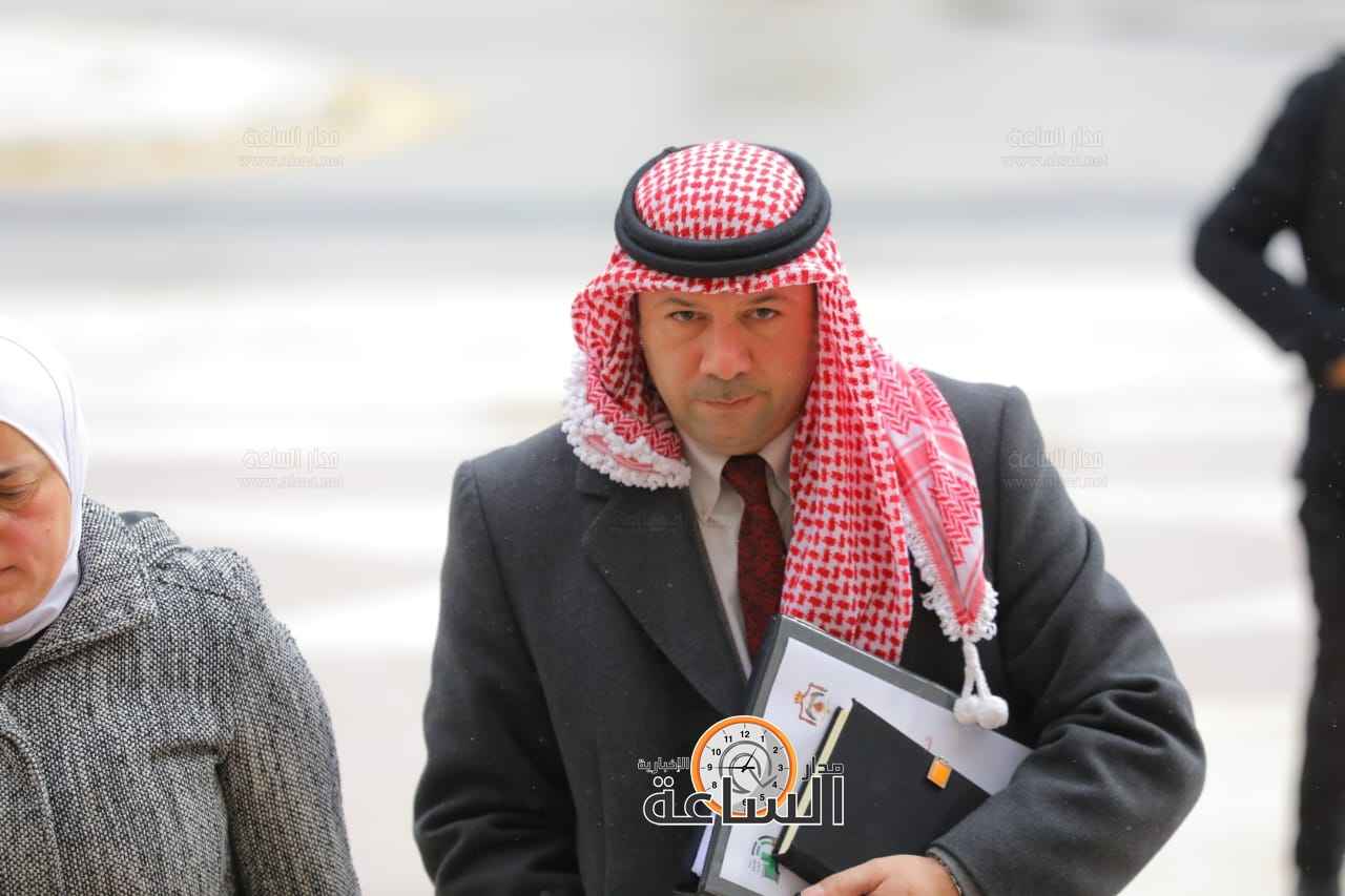 Madar Al-Saa Images 0.32706419597726877