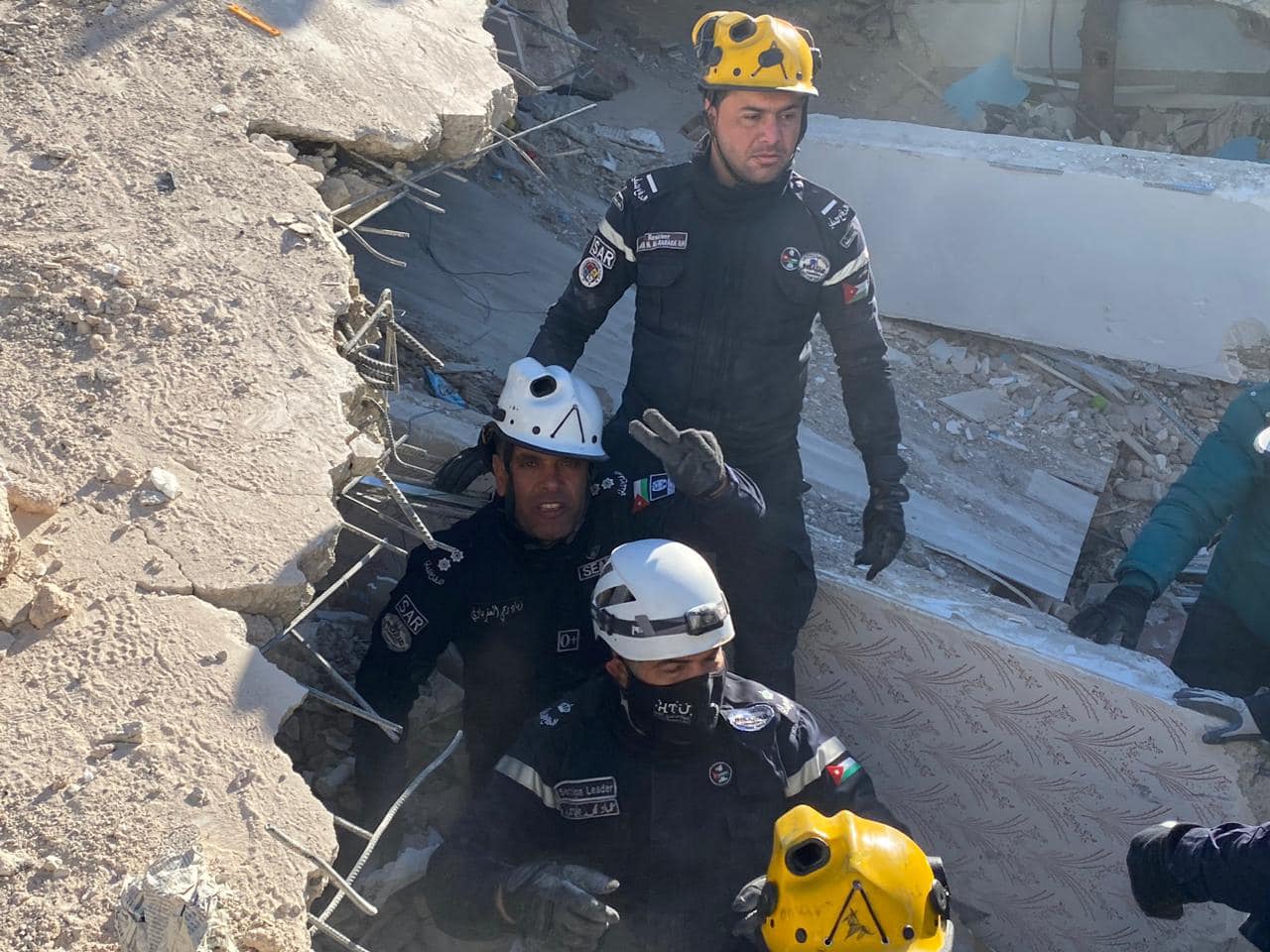 Madar Al-Saa Images 0.6040400405258974