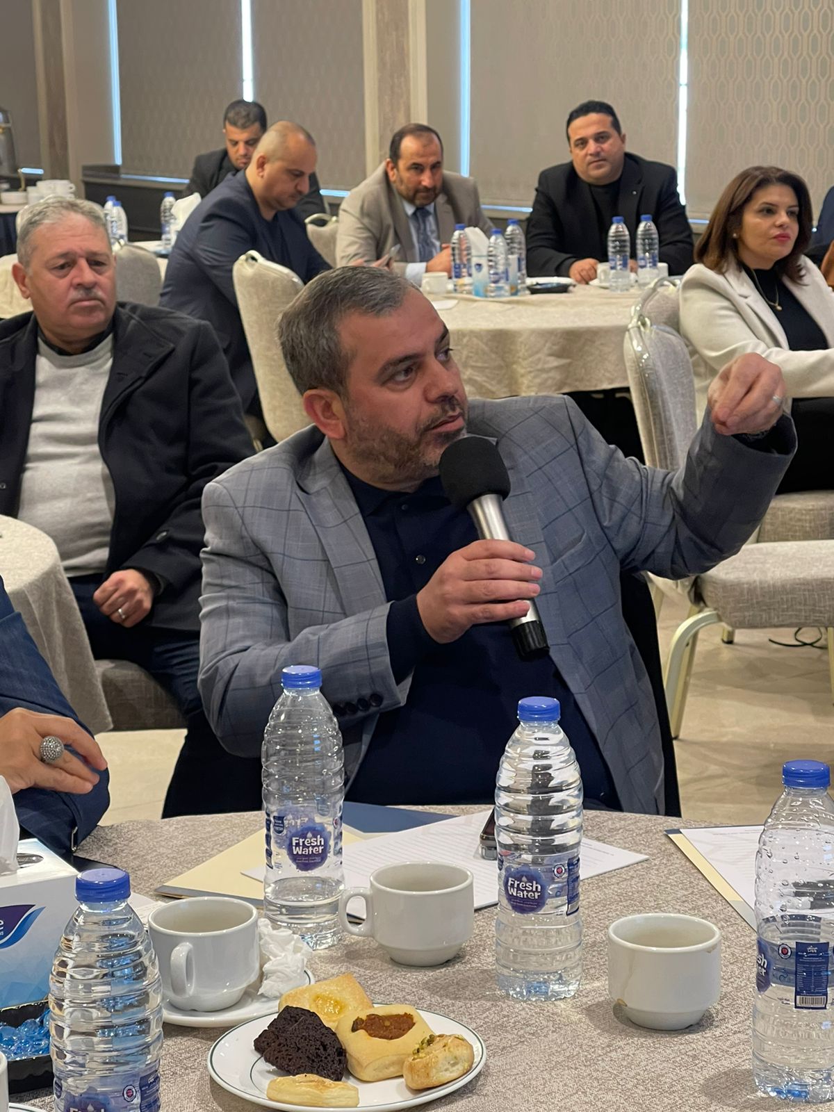 Madar Al-Saa Images 0.5005342378296265