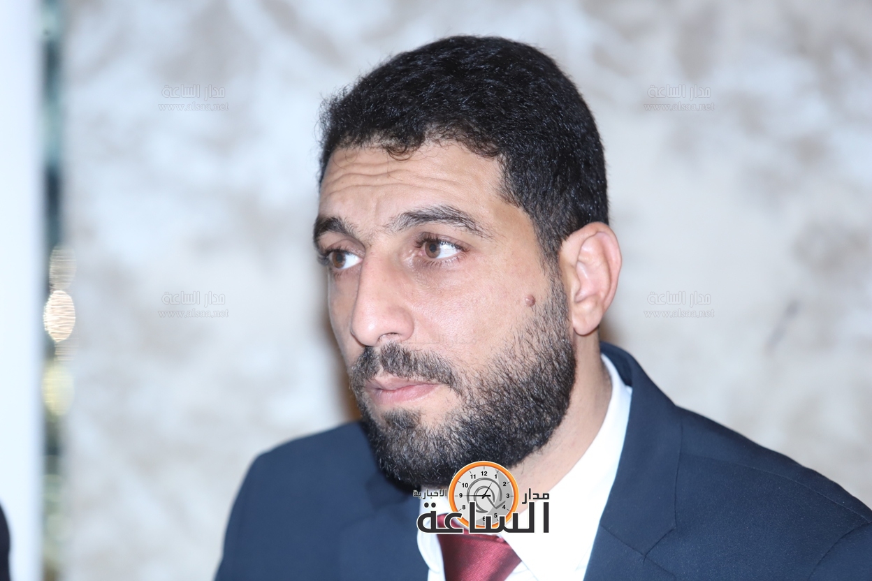 Madar Al-Saa Images 0.15479878680849168