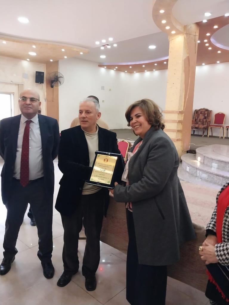 Madar Al-Saa Images 0.04313825295444418