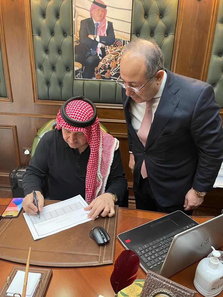 Madar Al-Saa Images 0.28400456601780455