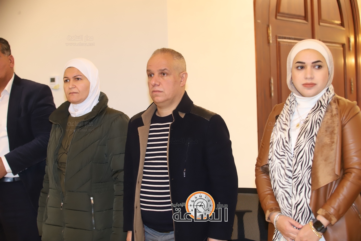 Madar Al-Saa Images 0.42139779041779923