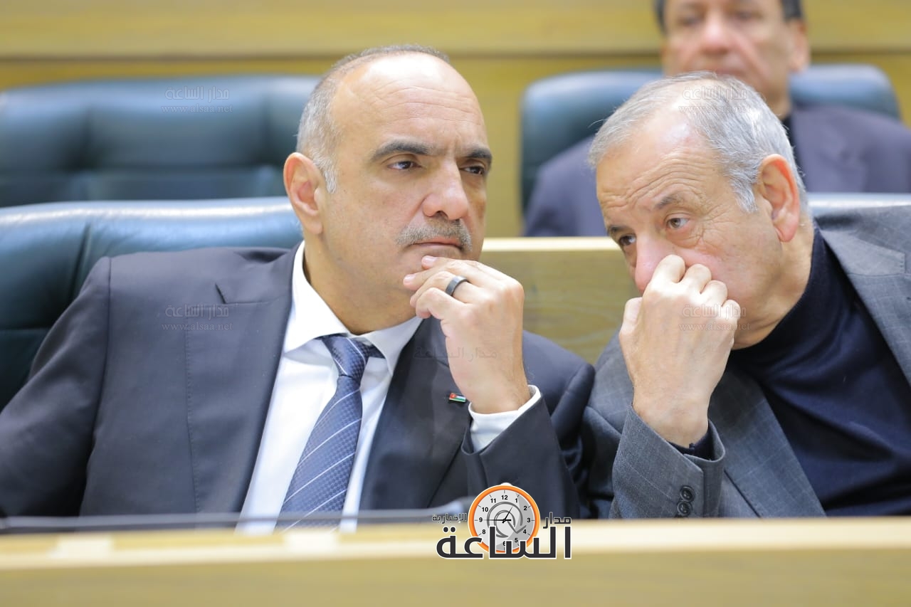 Madar Al-Saa Images 0.8944452796021176