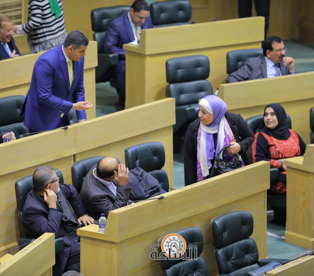 Madar Al-Saa Images 0.3972079383464162