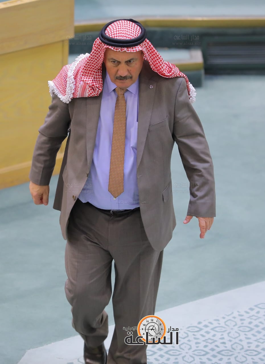 Madar Al-Saa Images 0.08741444638862572