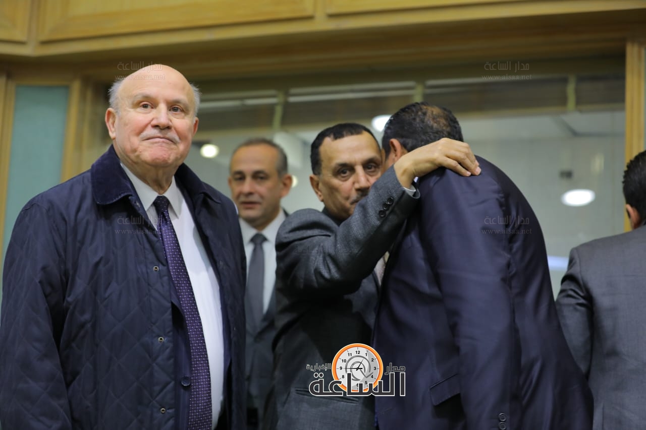 Madar Al-Saa Images 0.8053869851879825