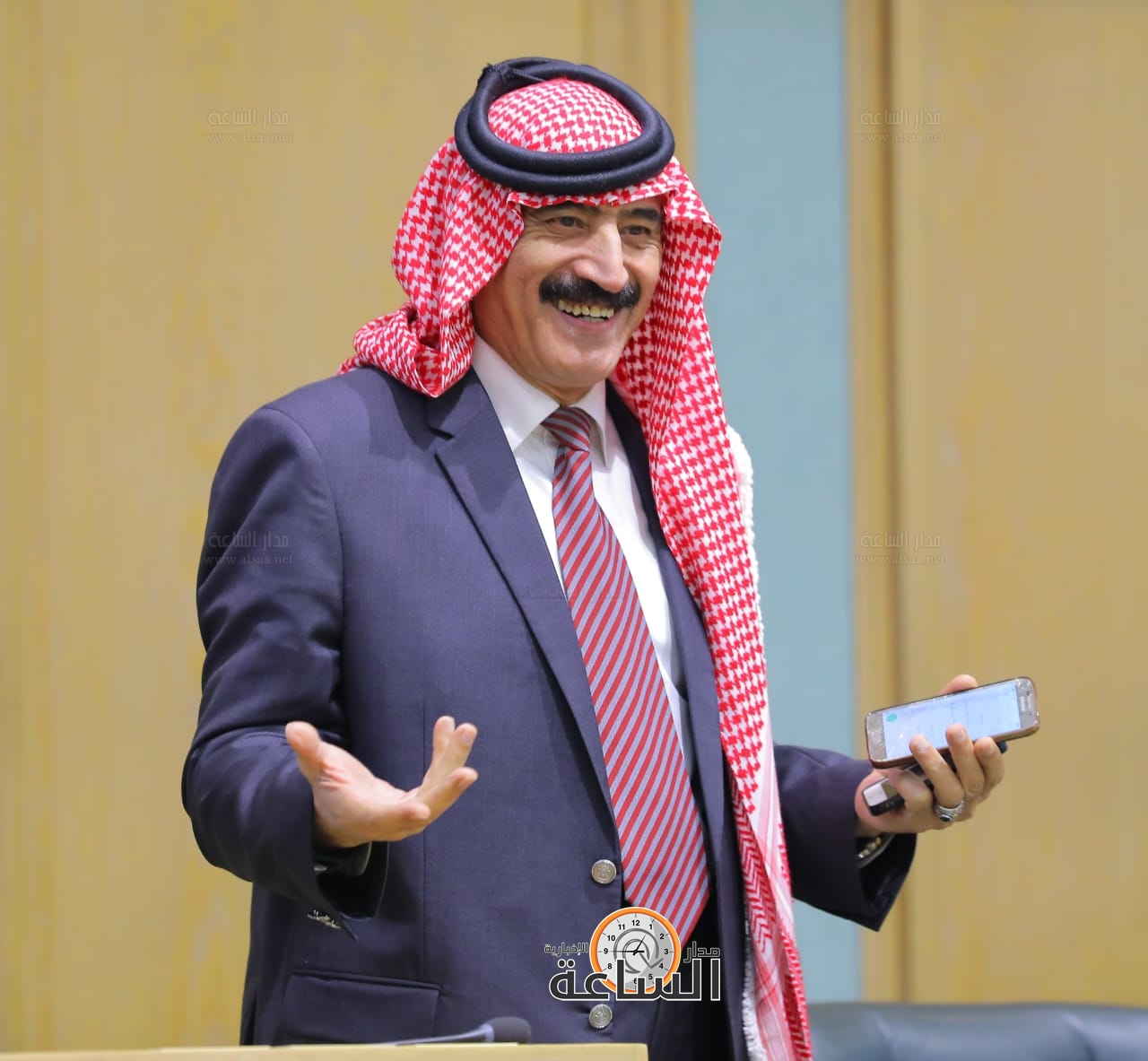 Madar Al-Saa Images 0.8115754918423796