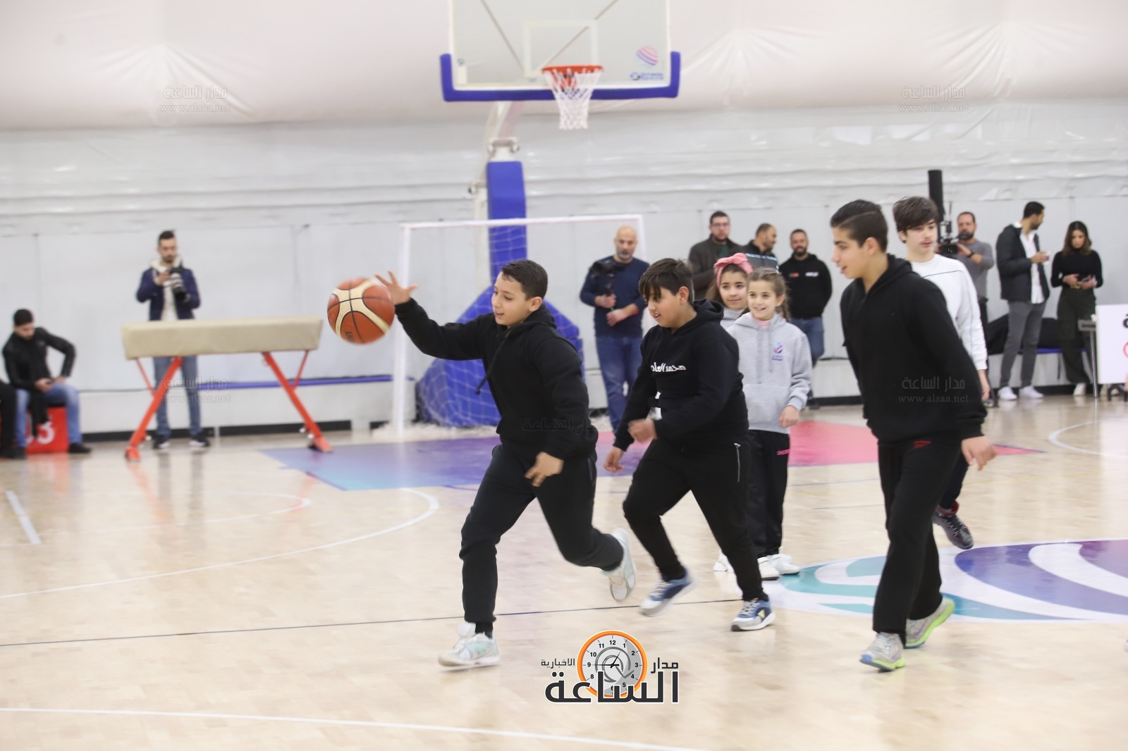 Madar Al-Saa Images 0.4643365045462535