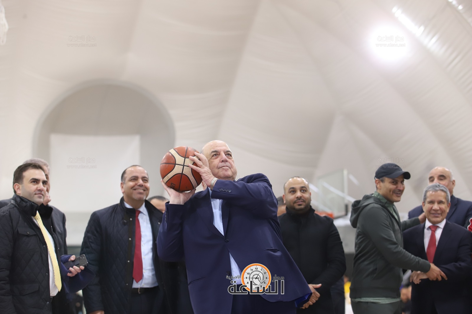 Madar Al-Saa Images 0.2398778213685182