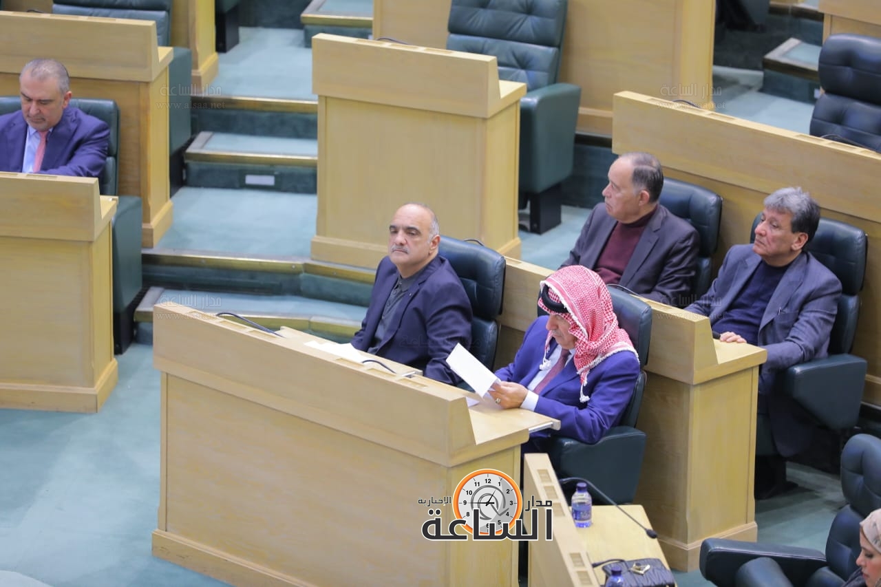 Madar Al-Saa Images 0.32091475504106415