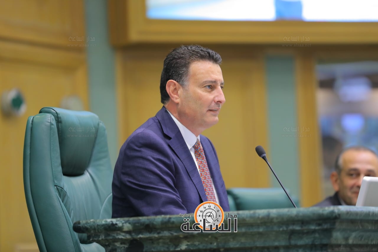 Madar Al-Saa Images 0.21046012281604265