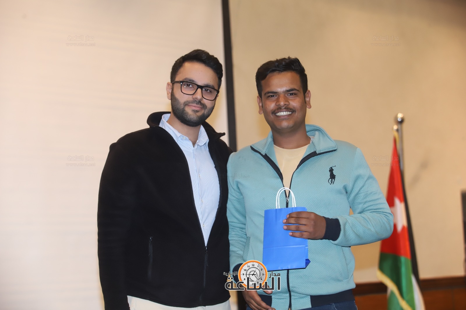 Madar Al-Saa Images 0.2085128989132301