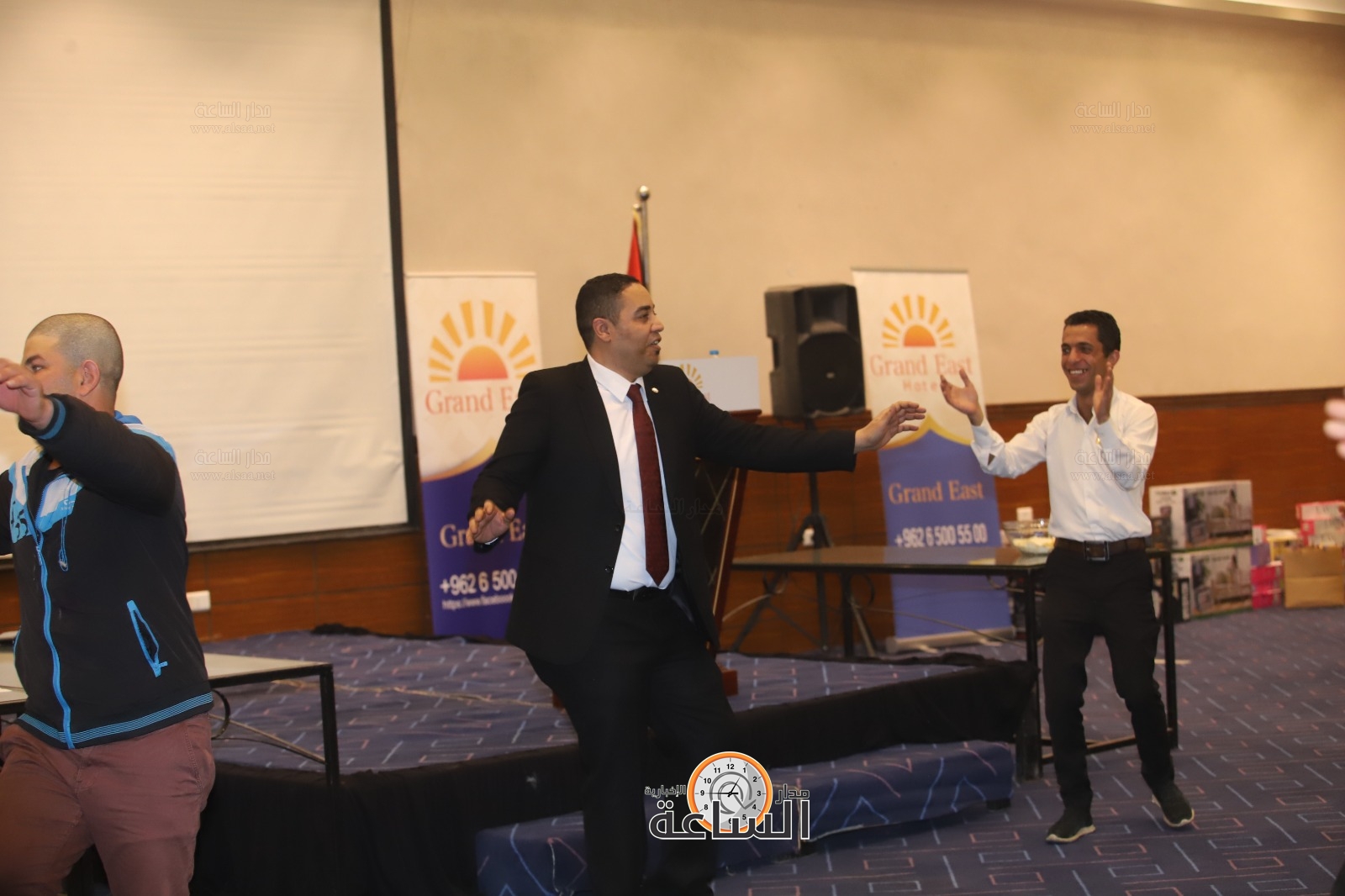 Madar Al-Saa Images 0.6488899454892038