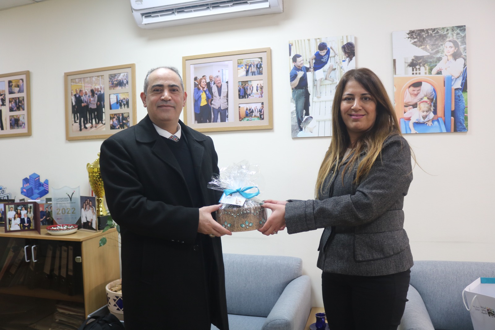 Madar Al-Saa Images 0.1893641508823456