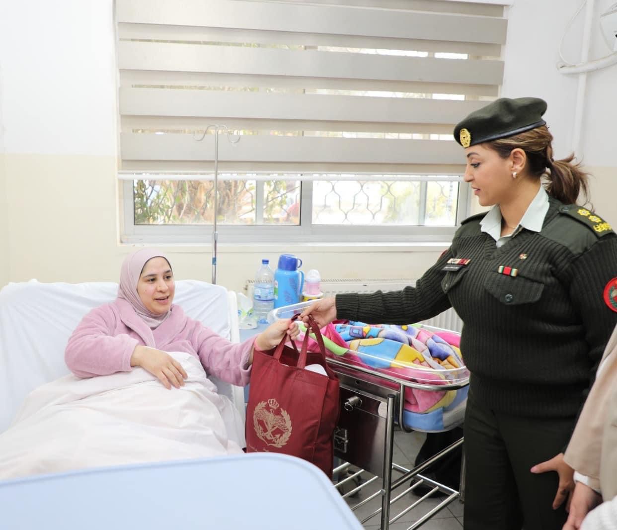 Madar Al-Saa Images 0.7681868981498414