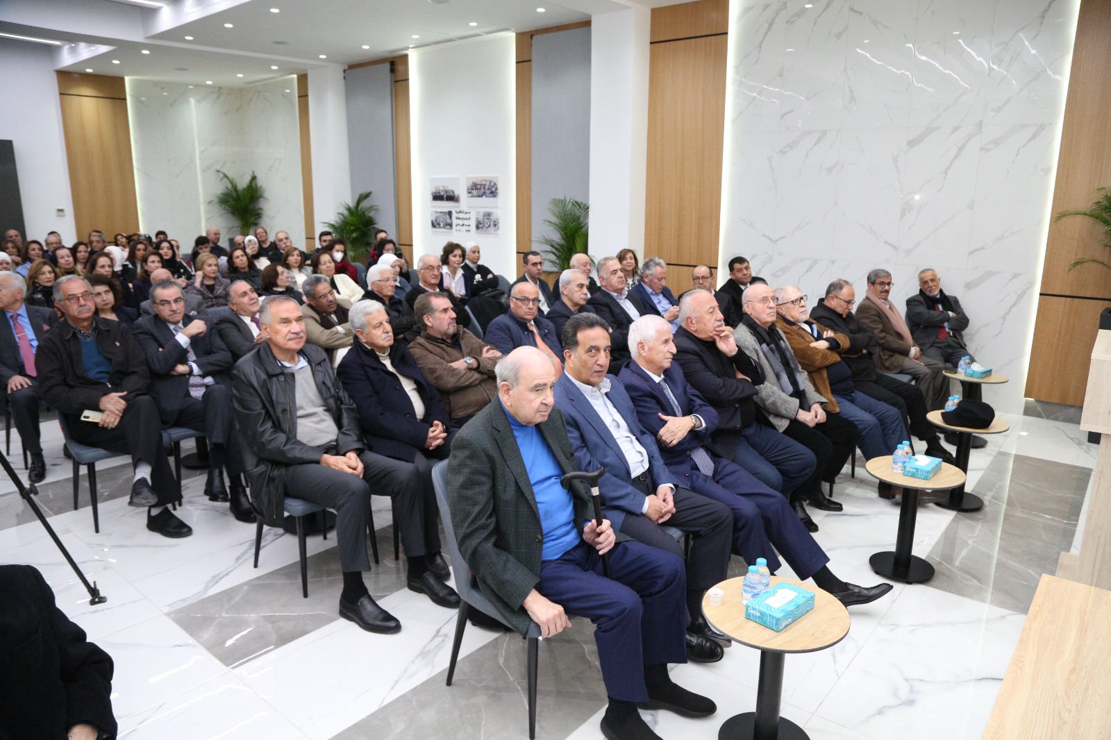 Madar Al-Saa Images 0.11418732066628356