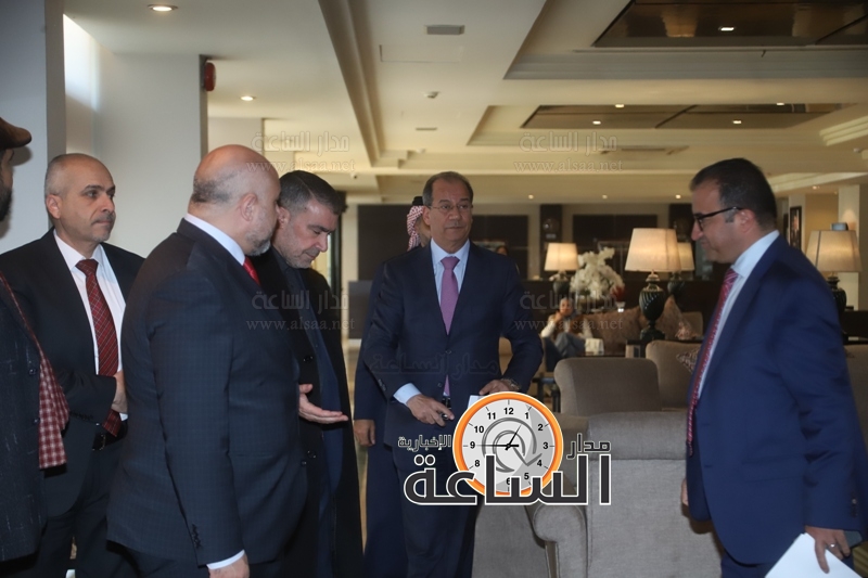 Madar Al-Saa Images 0.9976585715310307