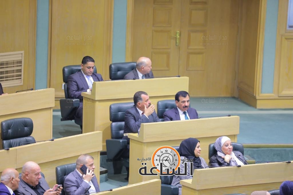 Madar Al-Saa Images 0.8701713093168808