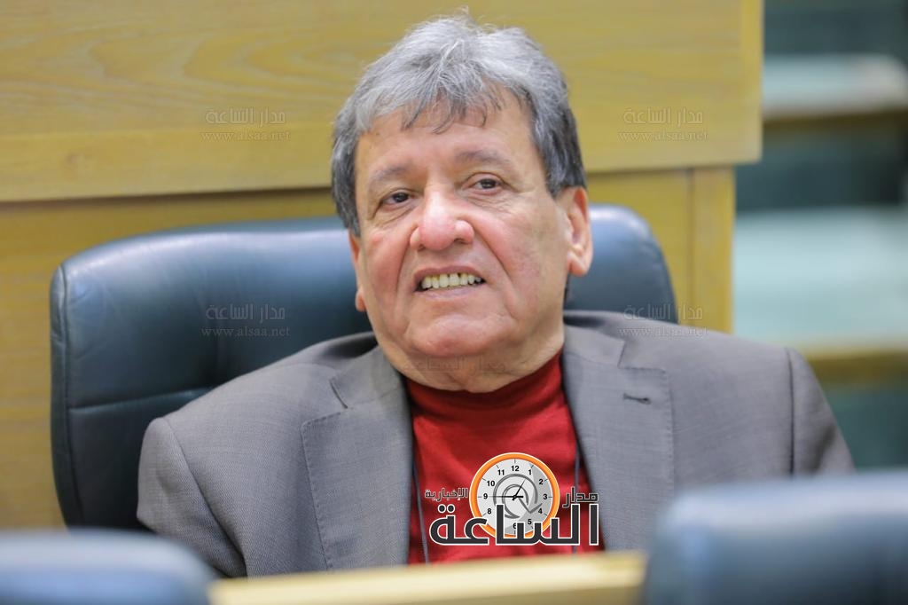 الوزير وجيه عزايزة