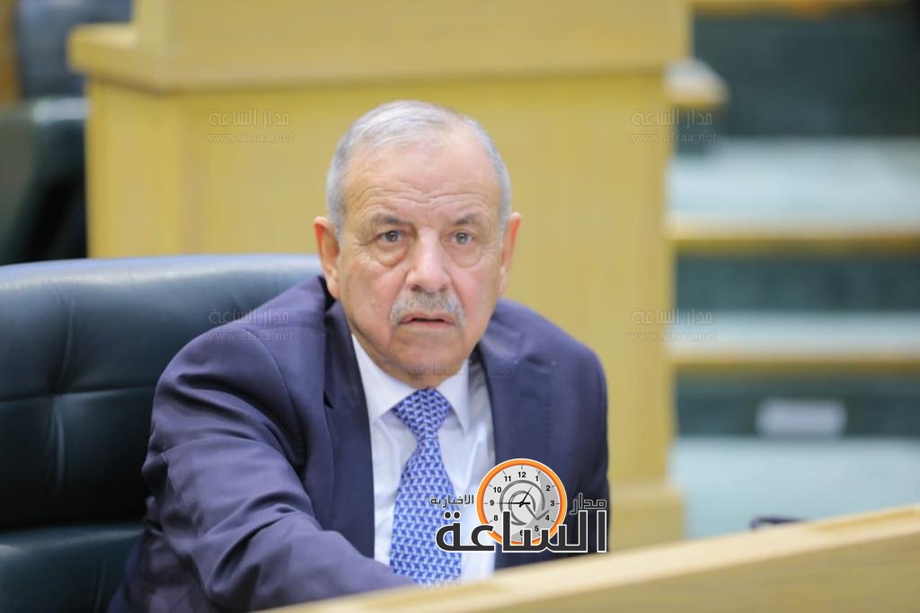 Madar Al-Saa Images 0.7273548978180591