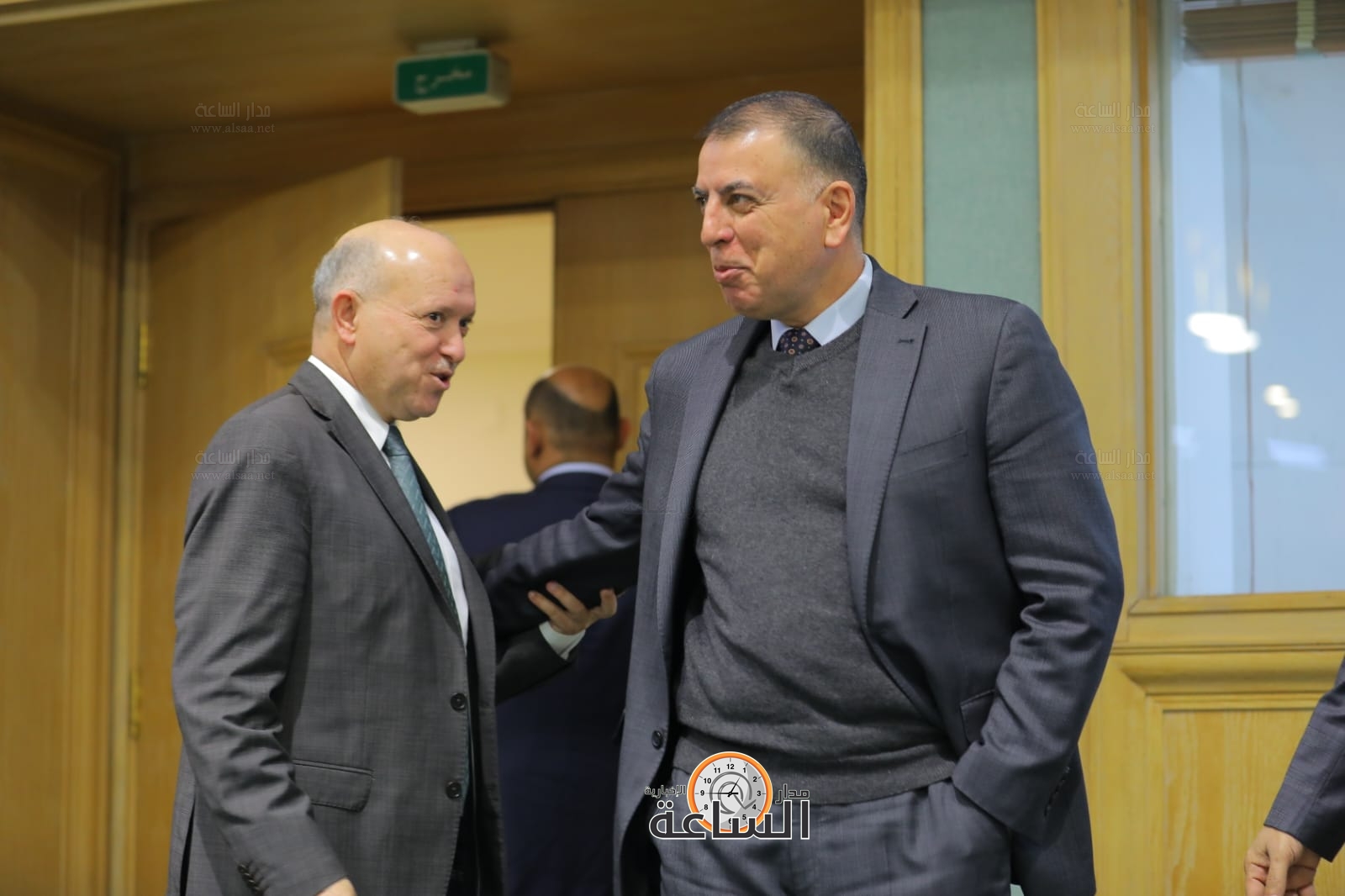 Madar Al-Saa Images 0.2426957368667737