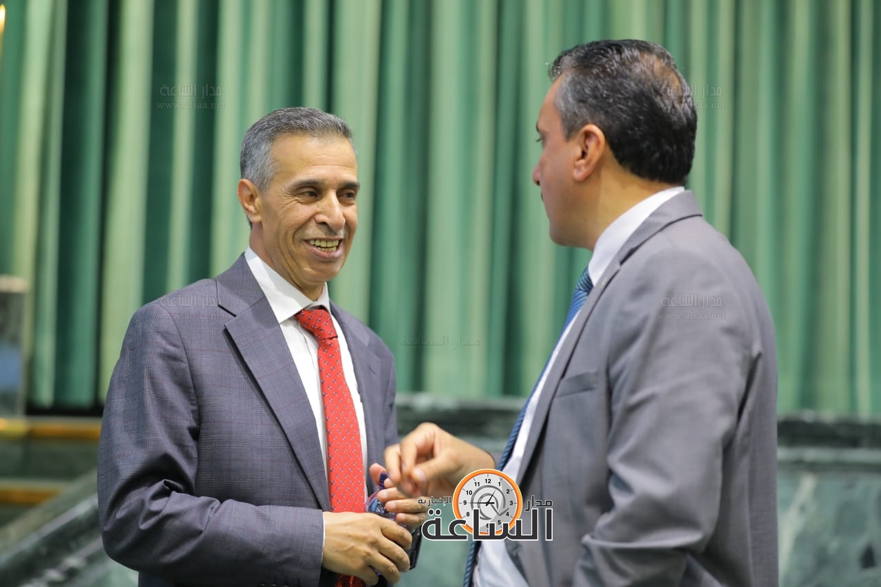 Madar Al-Saa Images 0.614161599725217