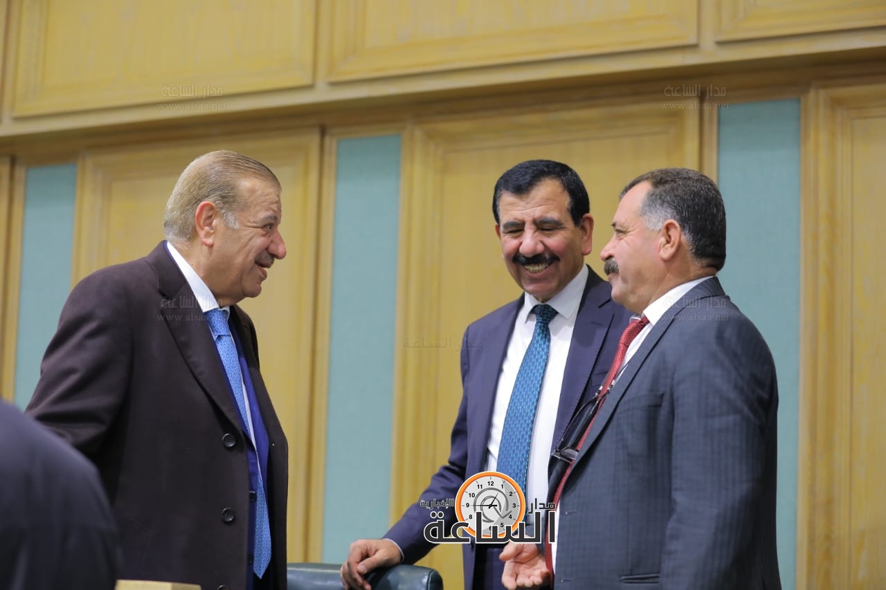 Madar Al-Saa Images 0.40955604962556325