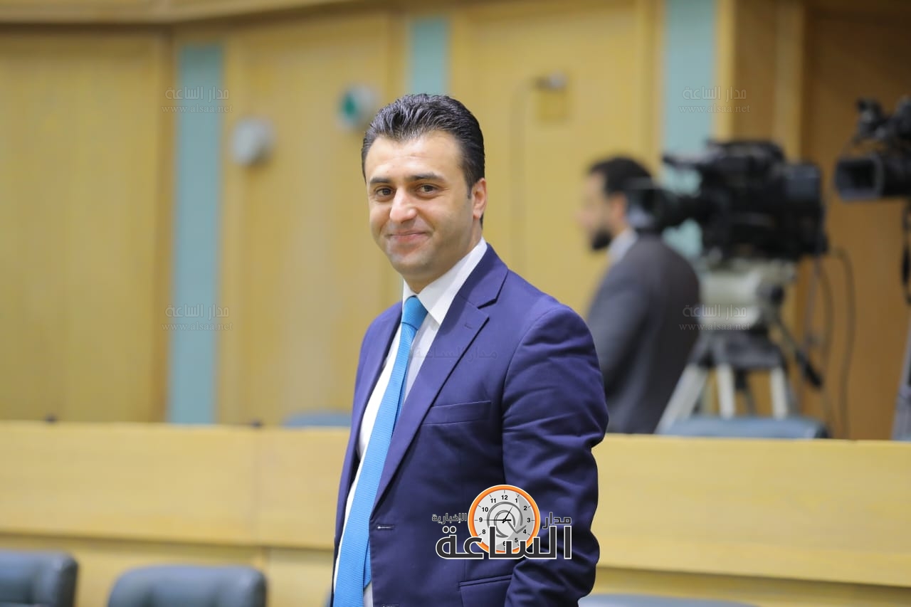 Madar Al-Saa Images 0.4316212607061065