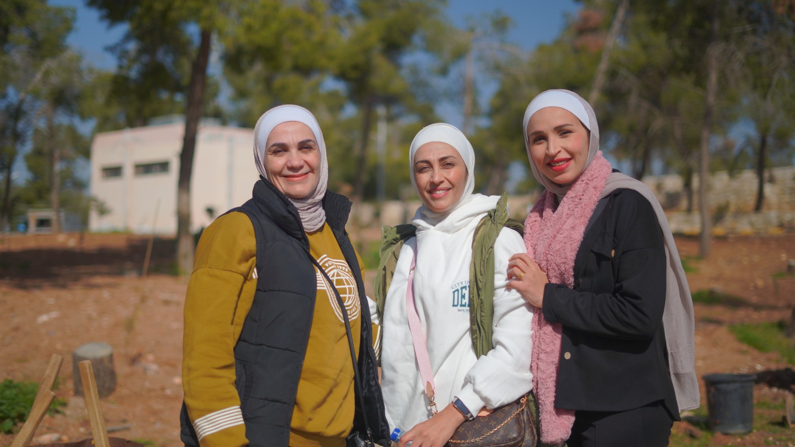 Madar Al-Saa Images 0.7447228428455459