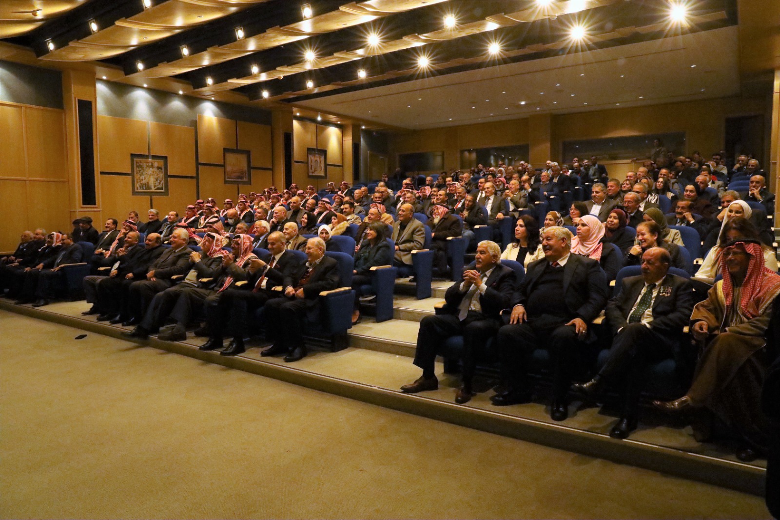 Madar Al-Saa Images 0.5458239331166554