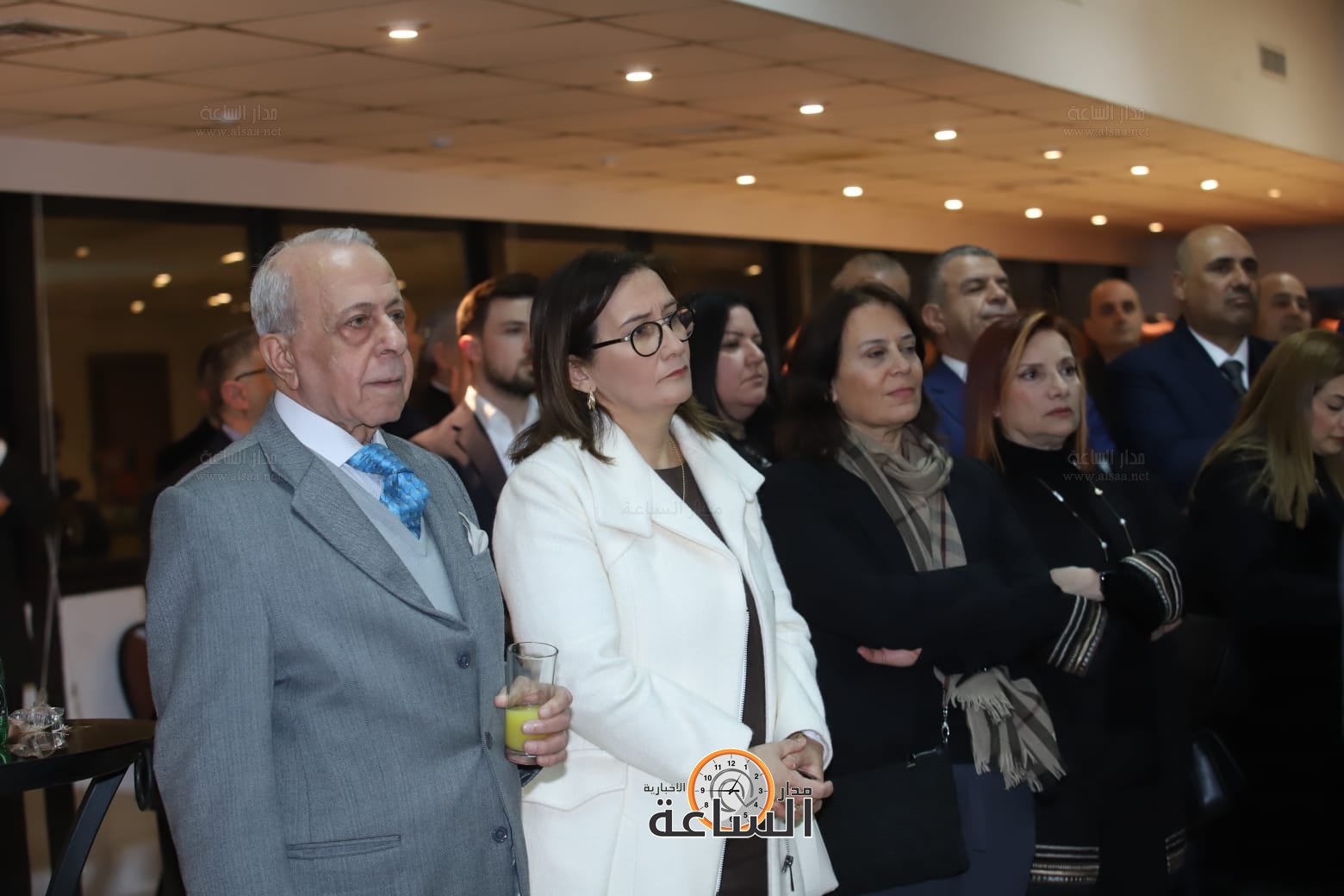 Madar Al-Saa Images 0.6514683291616927